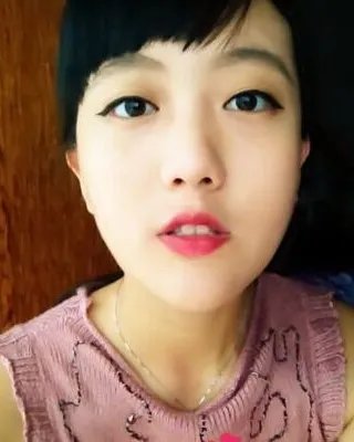 央视主播方宏进女儿近照 前妻于红伟多次捉奸在床