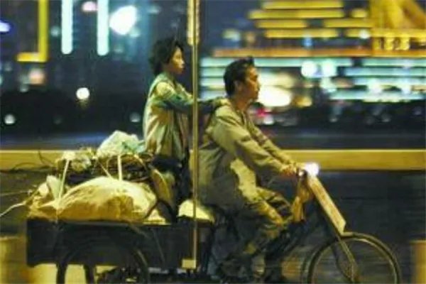 十大最催泪的感人微电影：《拾荒少年》上榜，第六探讨婆媳关系