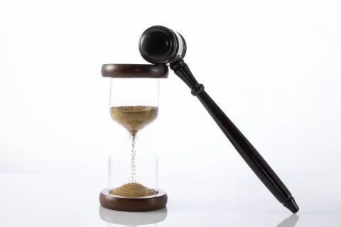 国际法庭设在什么地方