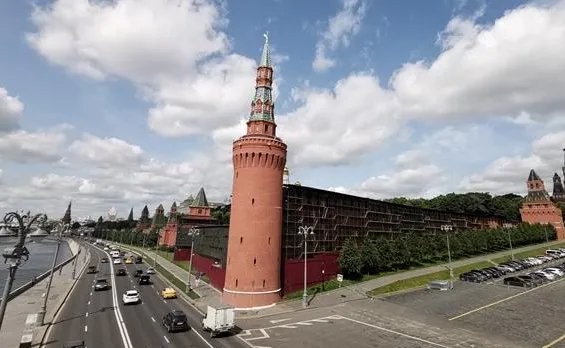 俄罗斯五一连休十天不调休,为何中国网友说羡慕到哭?