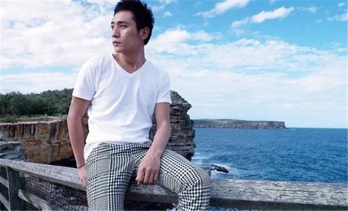 刘烨个人资料及简历 年龄多大了