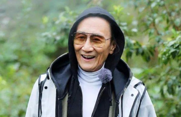 谢贤身高