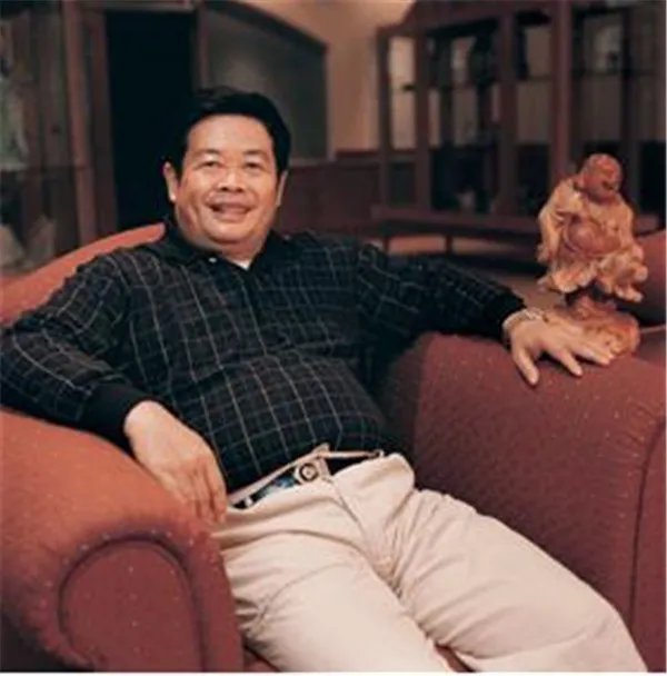 曹德旺女儿曹艳萍简历结婚照片 曹艳萍个人资料素颜照最新消息