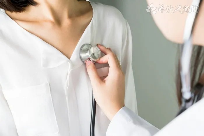 狗尿红色的尿怎么回事