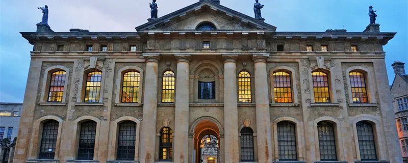 爱尔兰属于英国吗