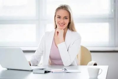 女人减肥先瘦哪个部位