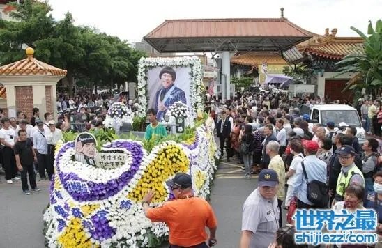 猪哥亮病逝癌症晚期,猪哥亮死亡现场葬礼图片