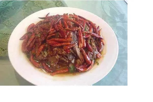 老鼠三吱儿属于什么菜系？