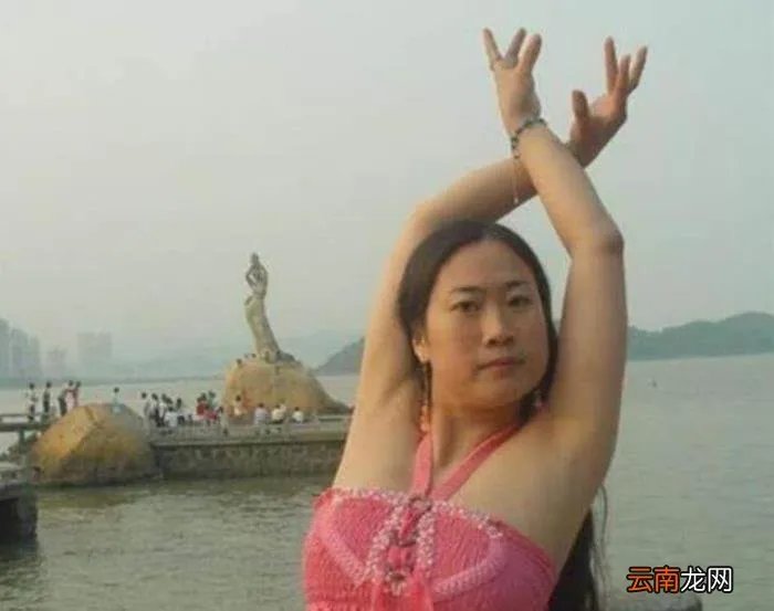 芙蓉姐姐是如何逆天改命的 芙蓉姐姐以前的照片