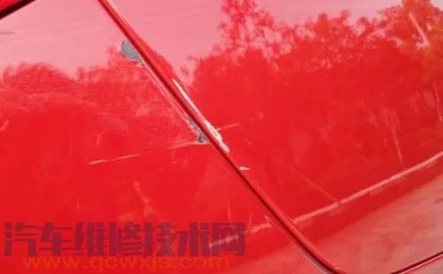 汽车底漆是什么颜色 怎么判断露底漆了(图解)