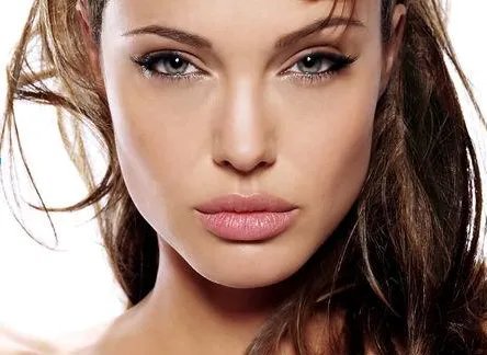 面部脂肪填充费用