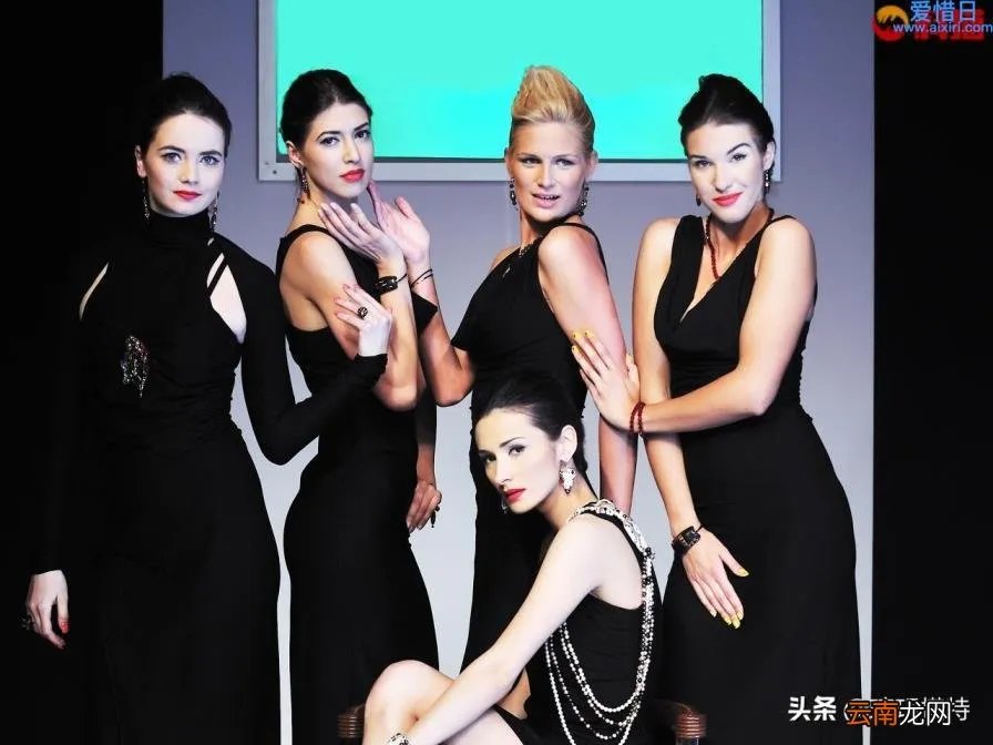 怎么走秀 初学者走秀的步骤