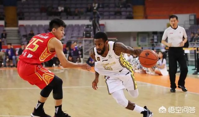 狂砍67分,赛季场均得分49分,北控队小外援杰克逊是什么来头?