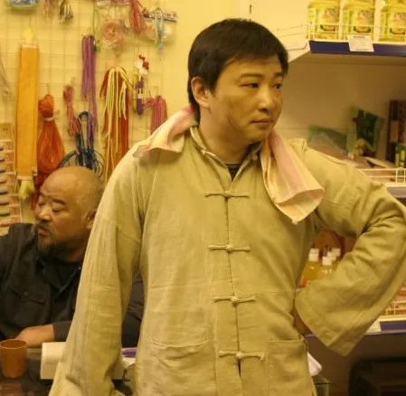 吕小品老婆黄韵倚近况怎样 晶羽翼拍萌爸获吕导垂青