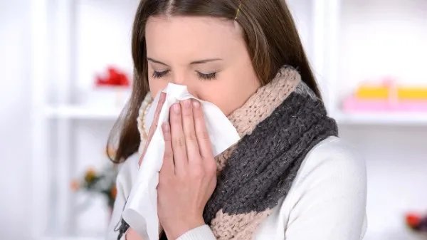 咳嗽变好的三个过程 咳嗽多喝水会自愈吗