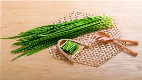 韭菜不能和什么一起吃