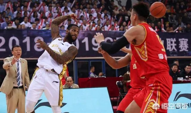 狂砍67分,赛季场均得分49分,北控队小外援杰克逊是什么来头?