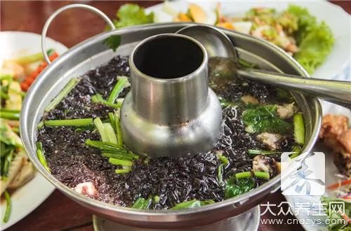 如何辨别紫菜真假，塑料紫菜好区分