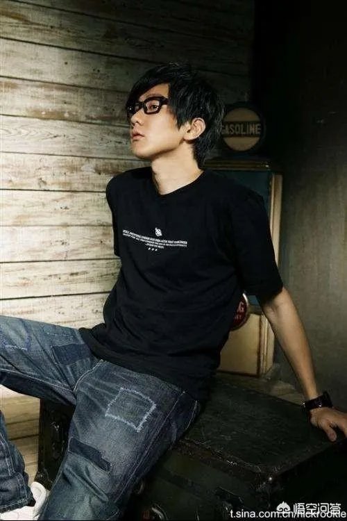 林俊杰有哪些适合做头像的图片?