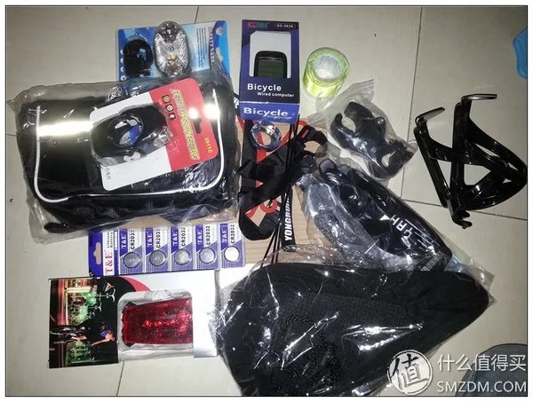 晒迪卡侬 RR5.2 自行车及装备,锻炼出行两不误