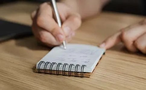 月光下的遐想作文350字