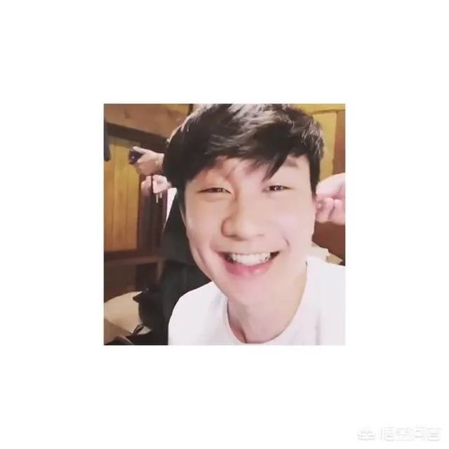 林俊杰有哪些适合做头像的图片?