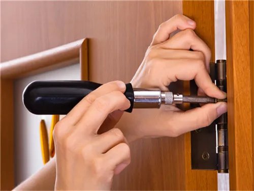 柜子门合页怎么安装