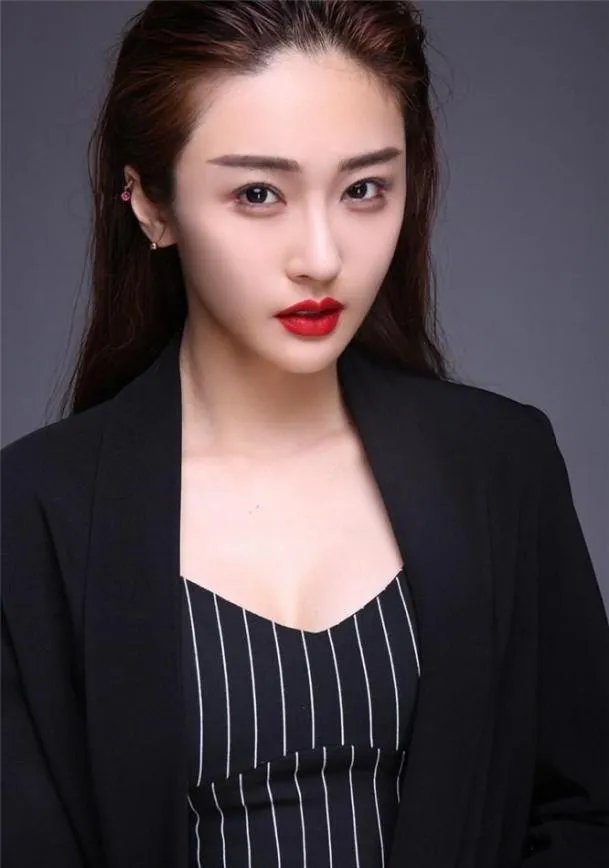 陈冰是好声音第几期的 陈冰的妈妈陈玉兰资料照片