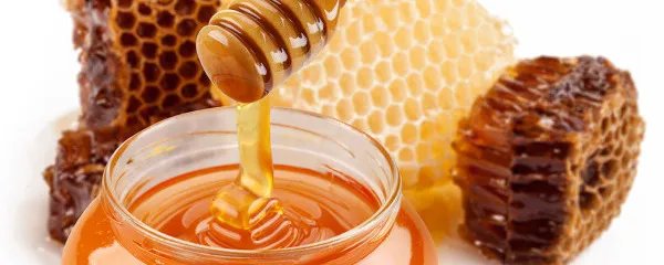 蜂蜜洗脸的作用与功效