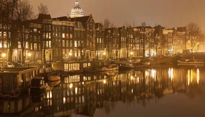 荷兰的首都是哪里 荷兰的首都是哪里哪个城市