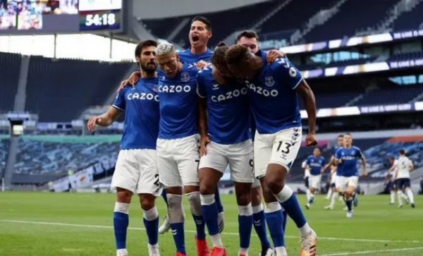 埃弗顿队目前的实力强吗？