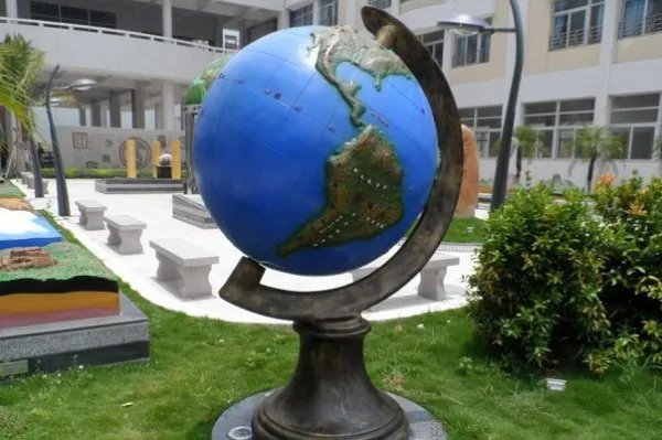 南回归线和北回归线的区别？