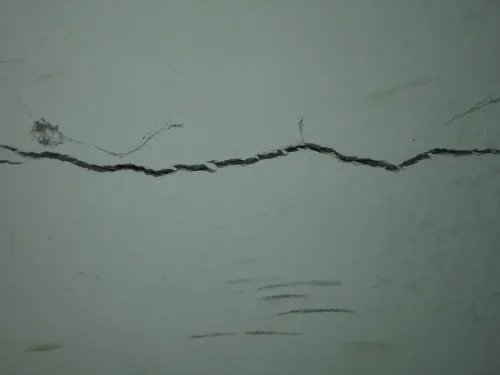 房子出现裂缝怎么处理