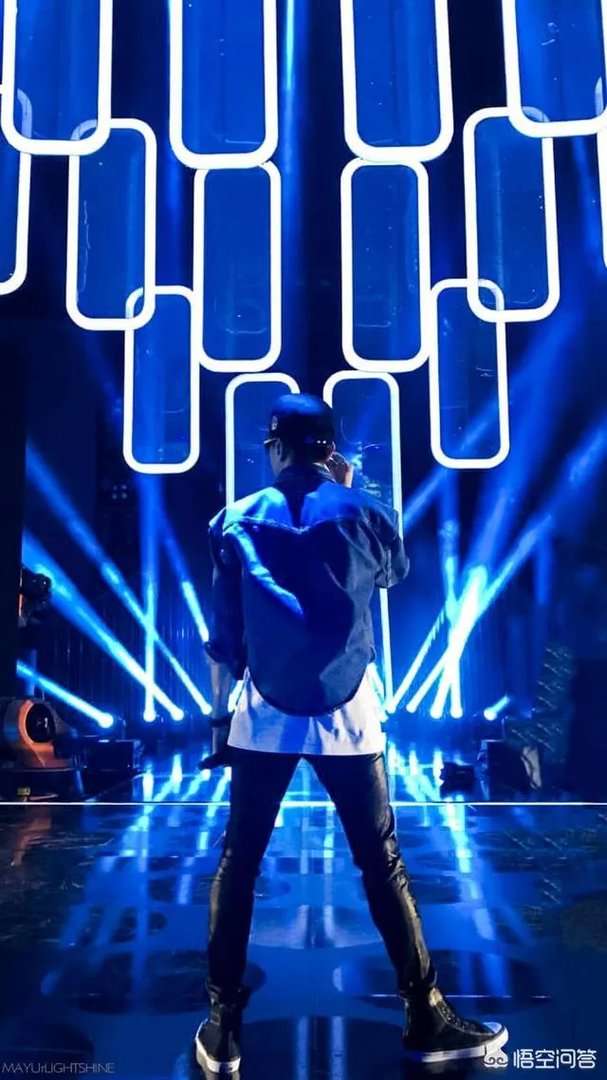 林俊杰有哪些适合做头像的图片?