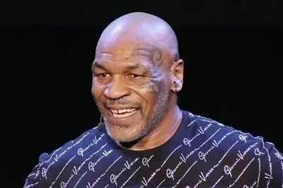 被反复骚扰,泰森飞机上暴揍酒醉男子,对周围乘客是否造成了恐慌?