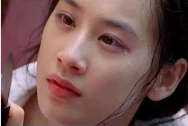 网友吐槽黄圣依说话强势,她是这样的人吗?