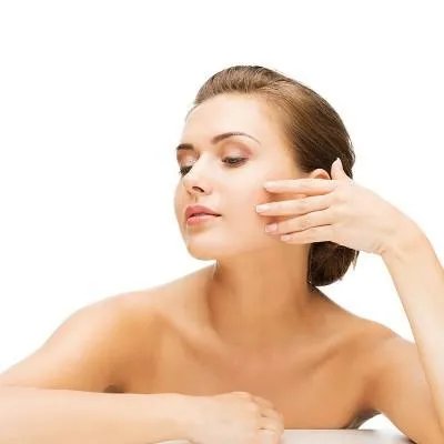 满脸雀斑要怎么去除