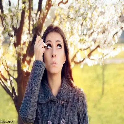 右眼皮一直跳是什么原因 右眼皮一直跳的几个原因详述