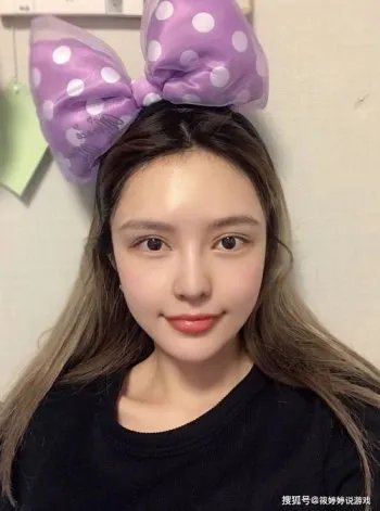 周扬青身高真实身高是多少 她的家世怎么样