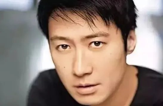 今夜你回不回来是哪首中的歌词