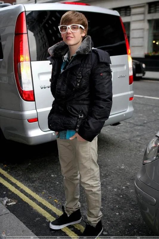 justin bieber的各种头像和背景图片