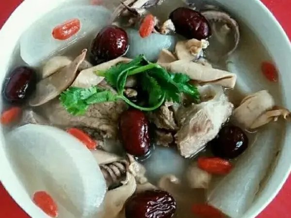 女性补气血的8个偏方分享,这些中药不上火效果好别错过