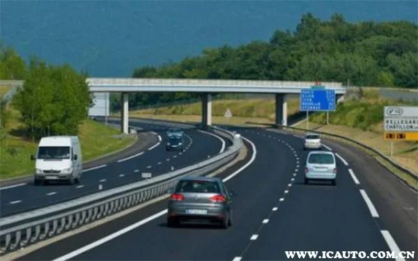 高速免费提前7小时进入Etc,高速免费提前7小时进入在服务区等到12点后那卡怎么办