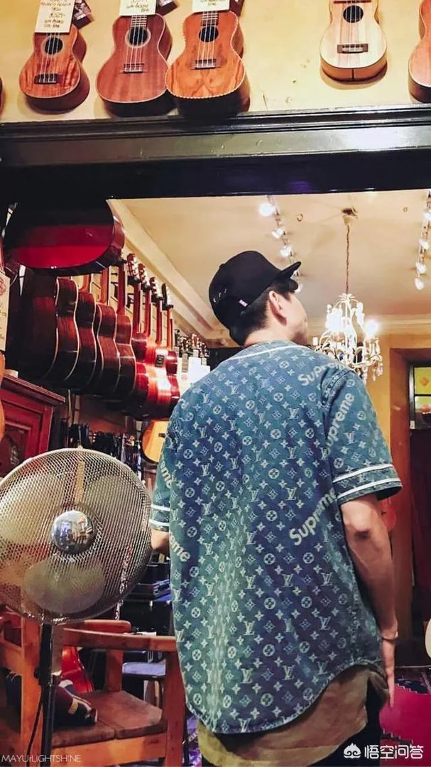 林俊杰有哪些适合做头像的图片?