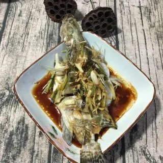 清蒸鲑鱼