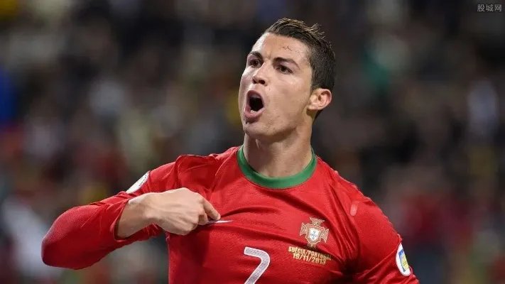 C罗个人资料(一名职业的足球运动员)