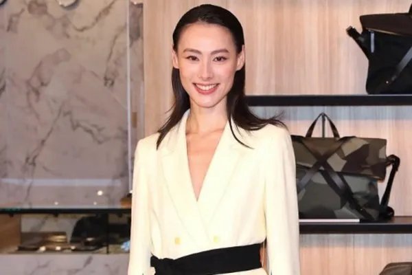 梁若施到底有多大魅力?