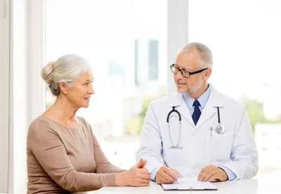 脸上长了老年斑怎么办