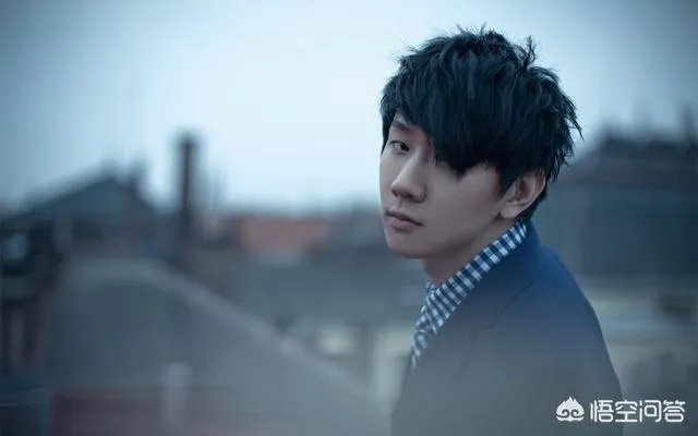 林俊杰有哪些适合做头像的图片?