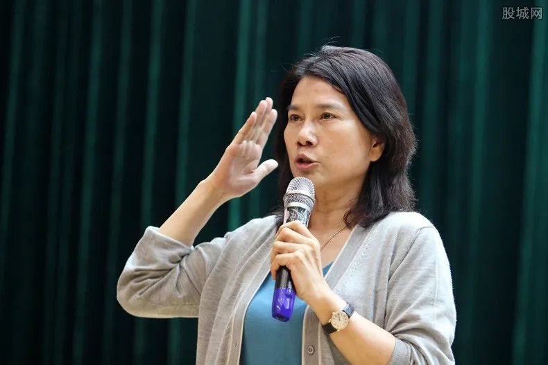 格力老板是谁 董明珠的个人资料及简介